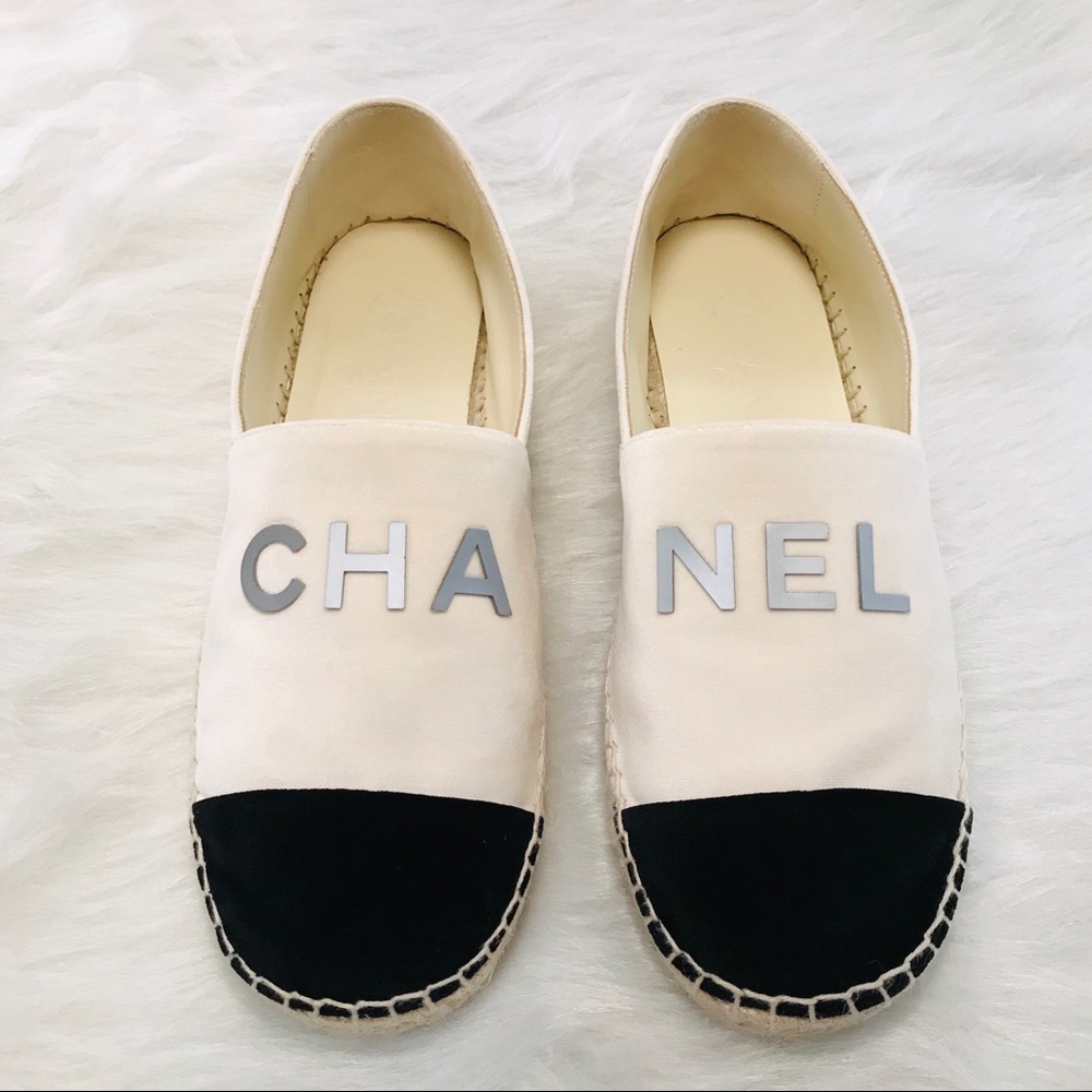 CHANEL Espadrilles Velvet White/Black - Picture 2 of 6